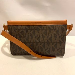 Michael Kors FannyPackBeltBagLogoBrownFaux Leather